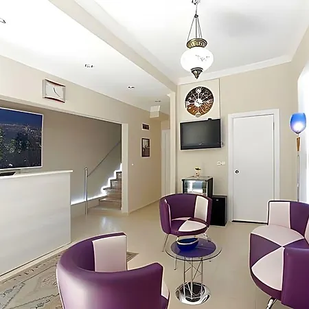 Taksim Tulip Hotel 3*