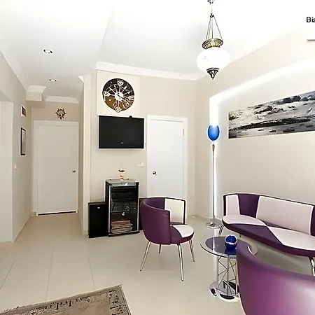 Taksim Tulip Hotel 3*