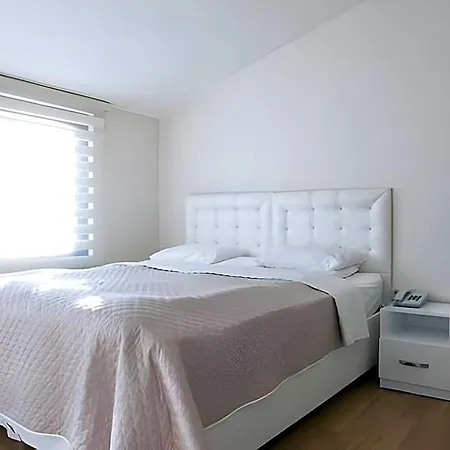 Taksim Tulip Hotel